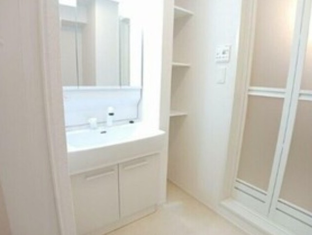 洗面設備　同仕様