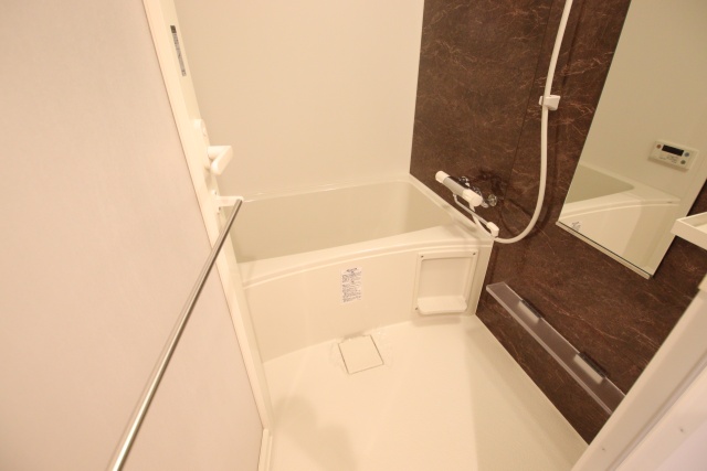 バス・シャワールーム　※別室の参考写真の為、現況優先です。