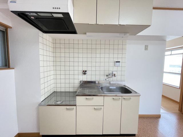 キッチン　キッチンでお料理をお楽しみください