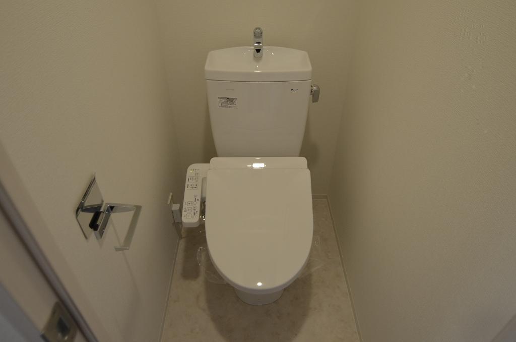 トイレ　シャワー付トイレ