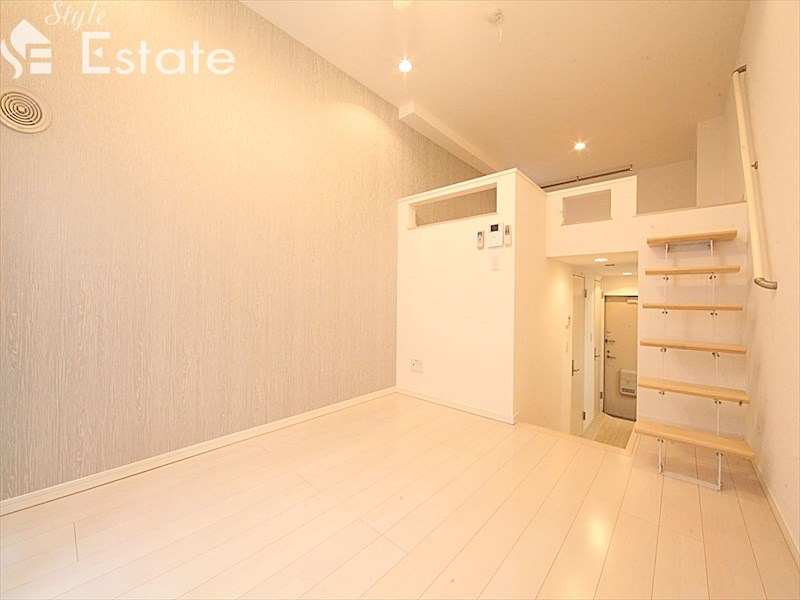 居室・リビング　内装