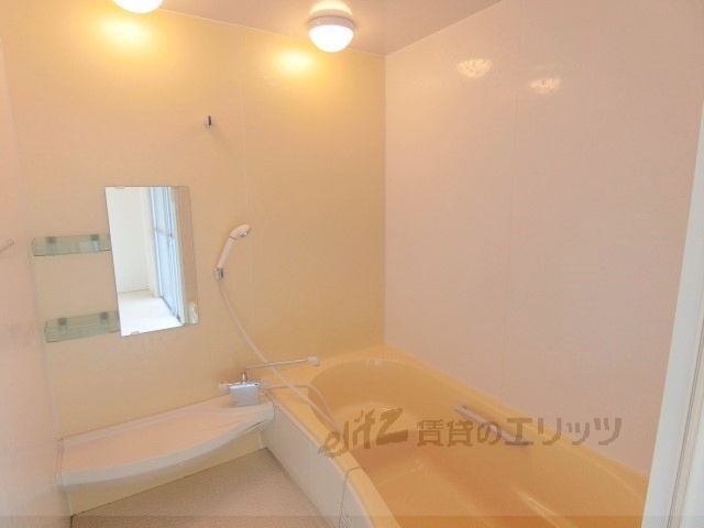 バス・シャワールーム　風呂