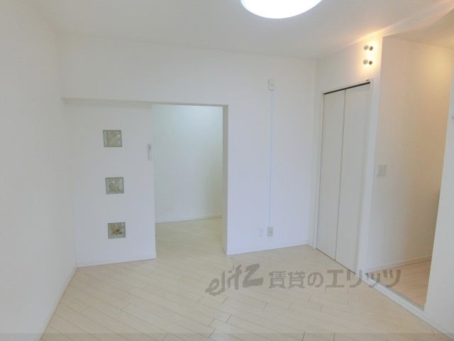 居室・リビング　洋室