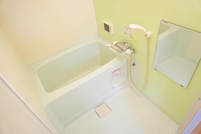 バス・シャワールーム　浴室