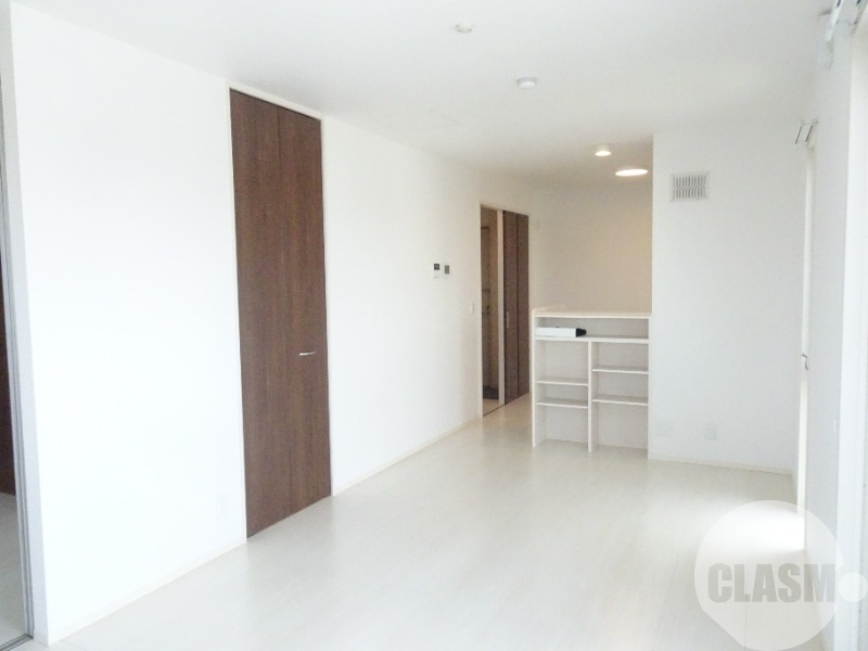 居室・リビング　カウンターキッチンです♪