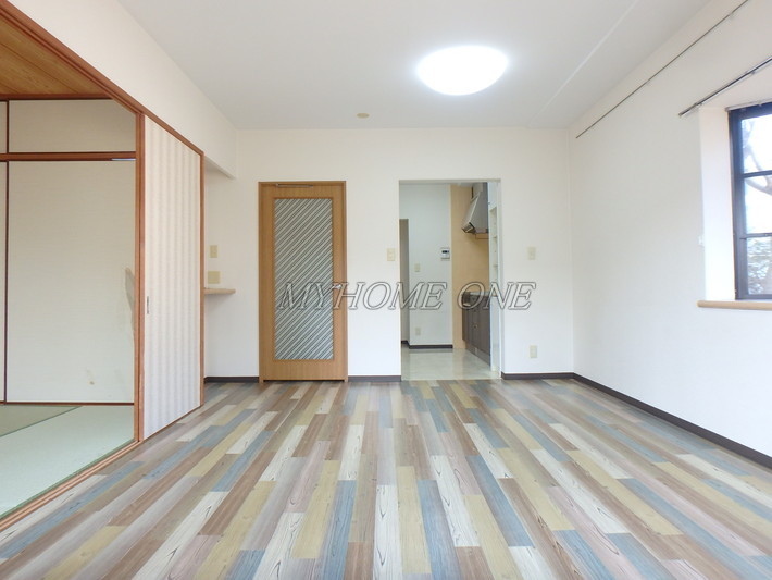 居室・リビング　リビング