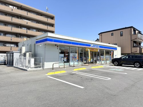 コンビニ　ローソン 出川町店（コンビニ）まで27m