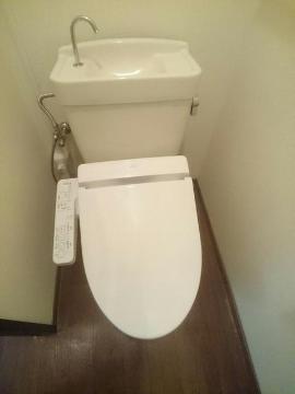 トイレ　シャワー付トイレ