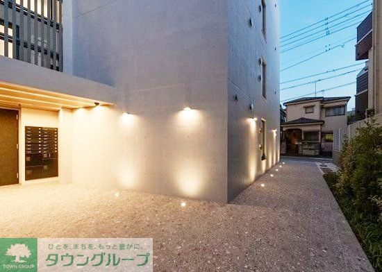 エントランス　部屋探しは株式会社　タウンハウジング　までお気軽にお問合せ…