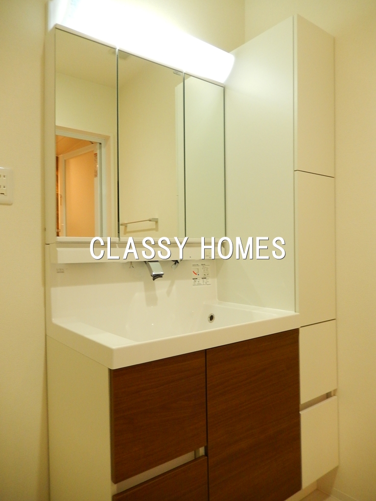 洗面設備　1996年竣工 アメニティ55：洗面所