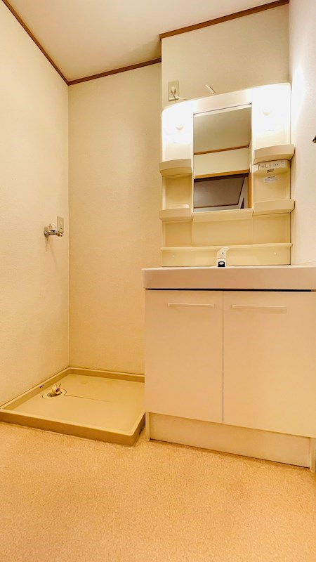 洗面設備　こちらの物件はMODE不動産なら割引対象の１部屋です。