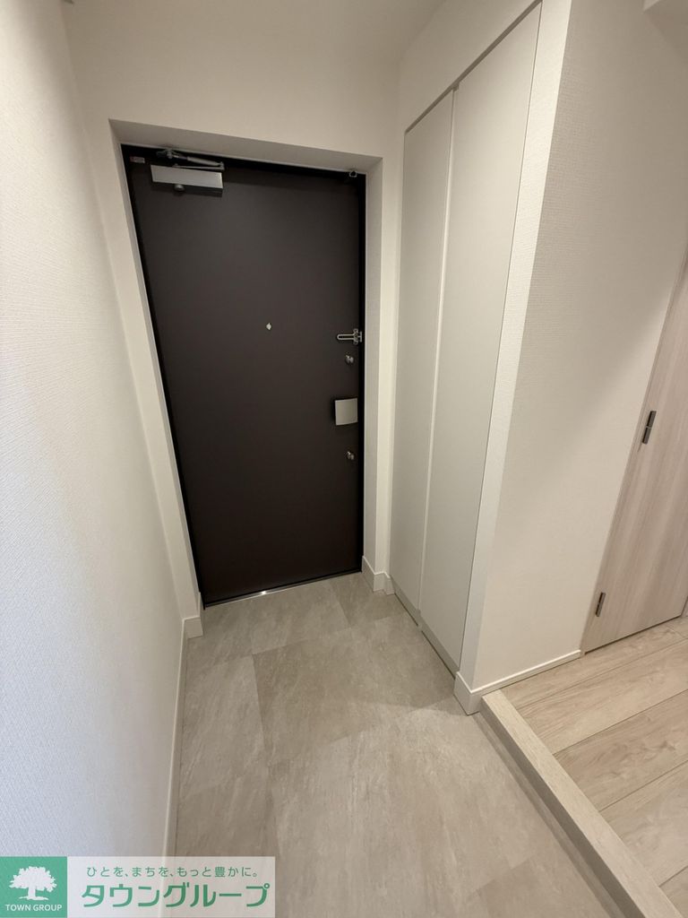 玄関　バス