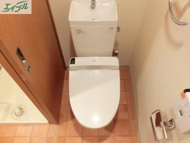 トイレ　トイレ