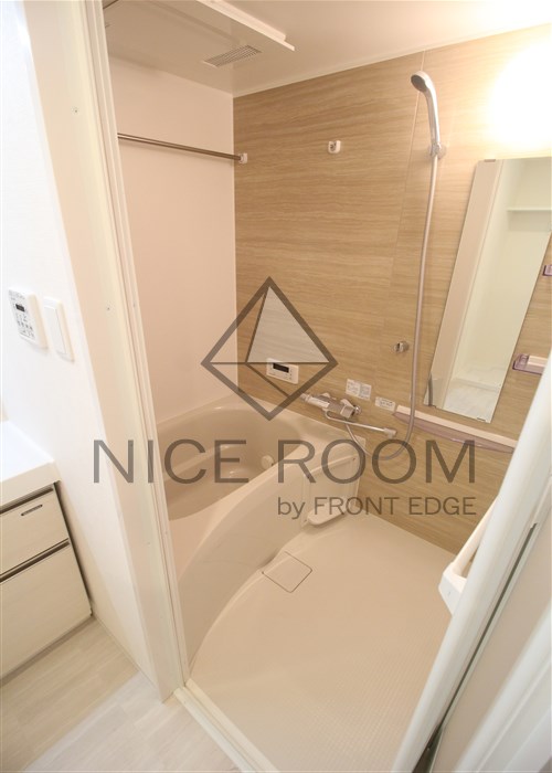 バス・シャワールーム　シーズンフラッツ新町　風呂