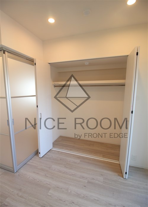 収納　シーズンフラッツ新町　収納