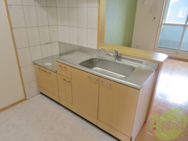 キッチン　キッチンはオシャレなカウンターキッチンです。