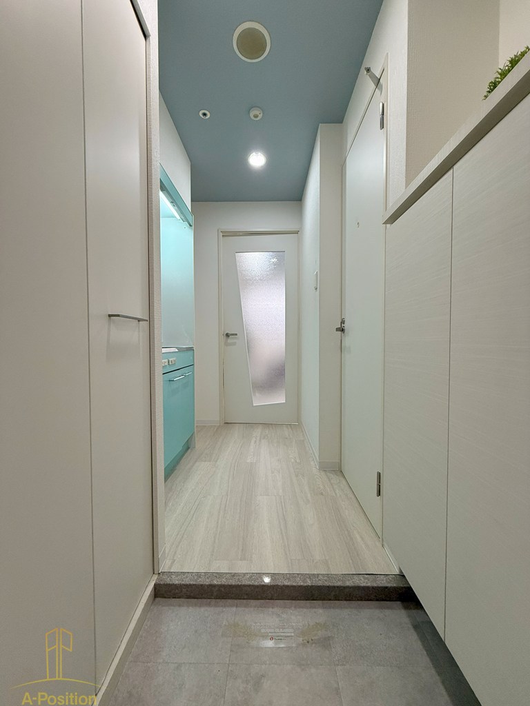 玄関　SERENiTE日本橋SUD