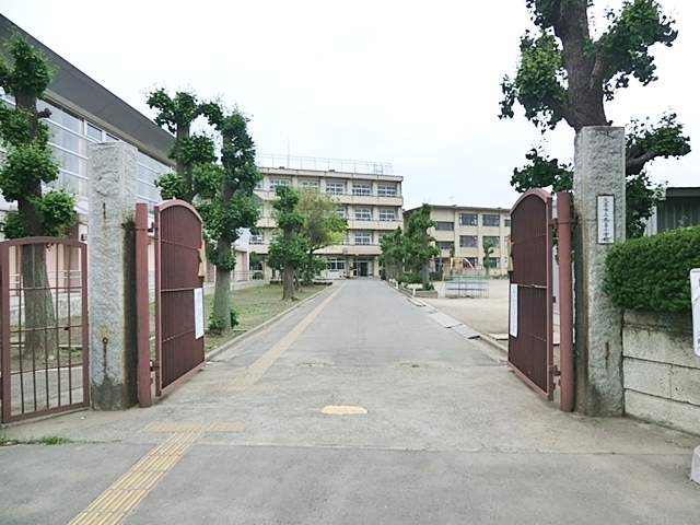 小学校　久喜市立久喜小学校（小学校）まで450m