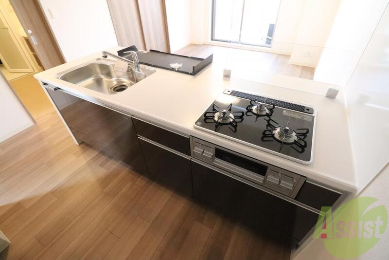 キッチン　人気のカウンターキッチンです。