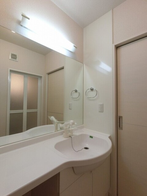 洗面設備　カウンター洗面台