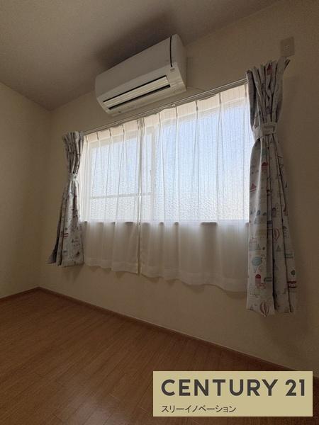 その他部屋・スペース　★ファミリータイプに珍しいエアコン完備★