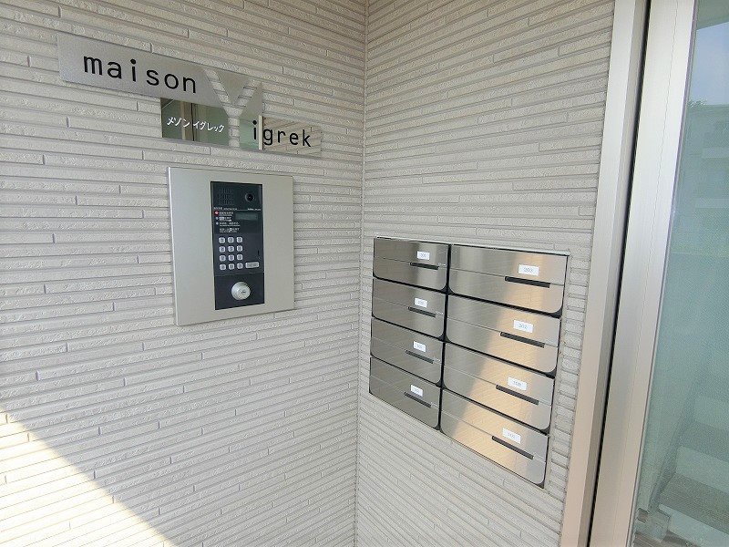 セキュリティ　女性の方でも安心のモニター付きオートロック♪