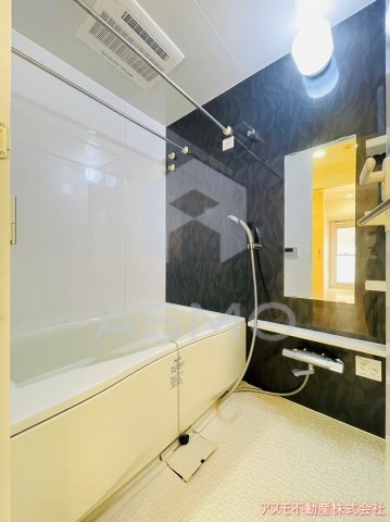 バス・シャワールーム　同マンション別部屋参考写真