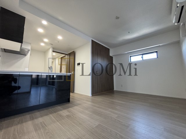 居室・リビング　リーガル西長堀II　リビング