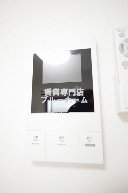 セキュリティ　安心のモニター付きインターホン！