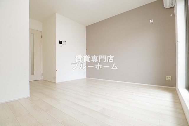 その他　洋室の別アングルです！