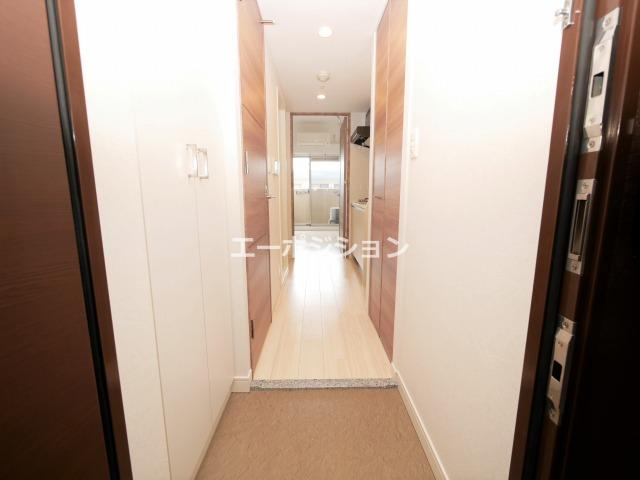 玄関　プレサンス難波幸町