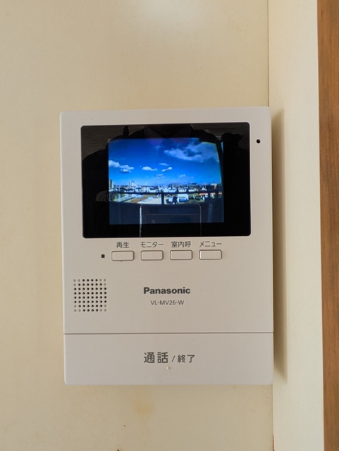 セキュリティ　★★モニター付きインターホンで室内にいながら来客対応が出来ま