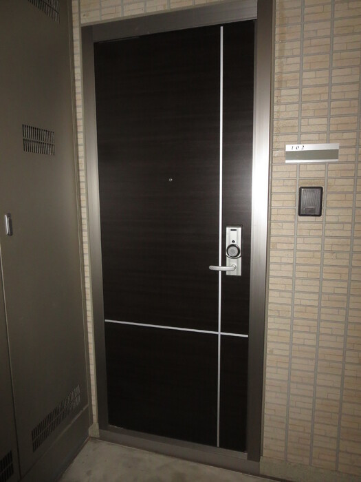 玄関　【ソルティアＡ】玄関