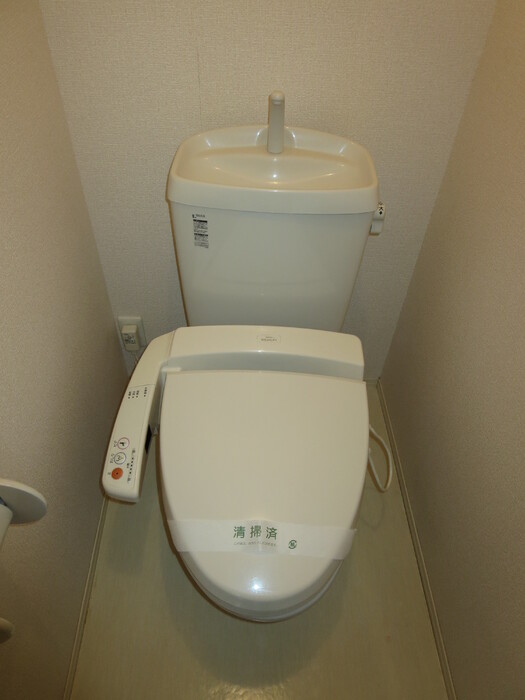 トイレ　【ソルティアＡ】トイレ