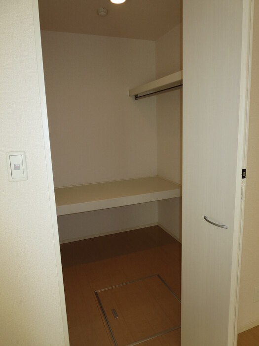 収納　【ソルティアＡ】収納