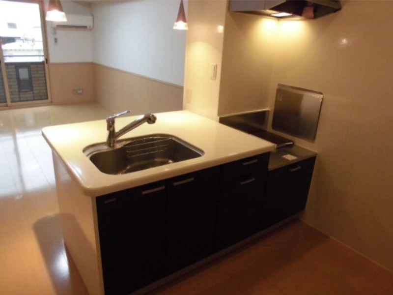 キッチン　図面と現状に相違がある場合には現状を優先