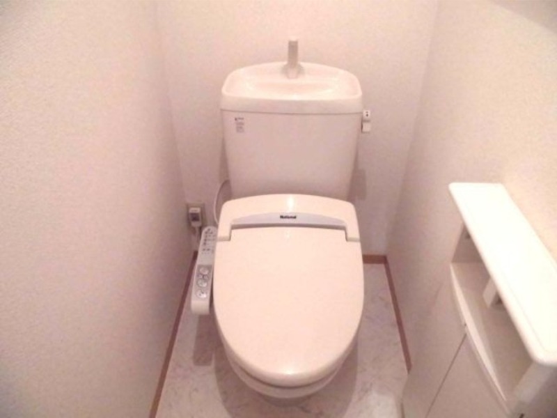 トイレ　図面と現状に相違がある場合には現状を優先