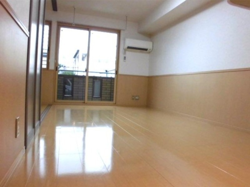 居室・リビング　図面と現状に相違がある場合には現状を優先