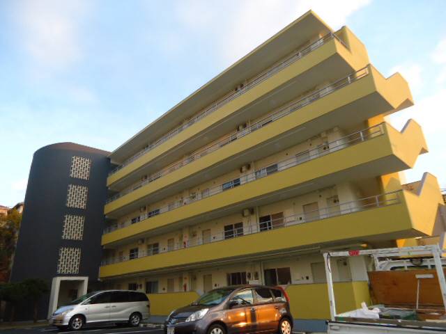 建物外観　アロハ名谷