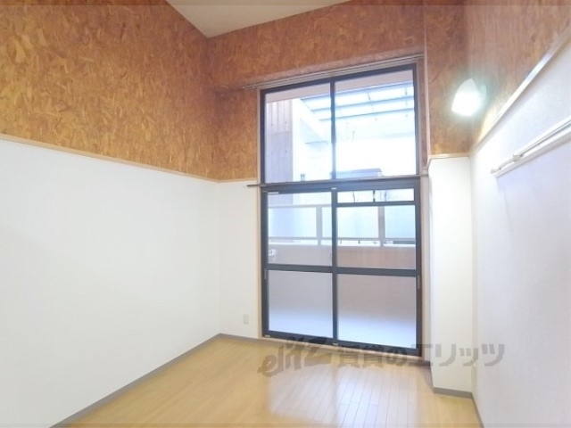 居室・リビング　洋室