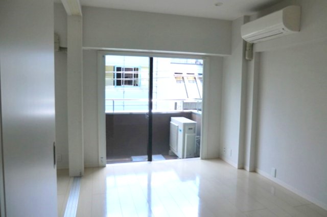 居室・リビング　居室