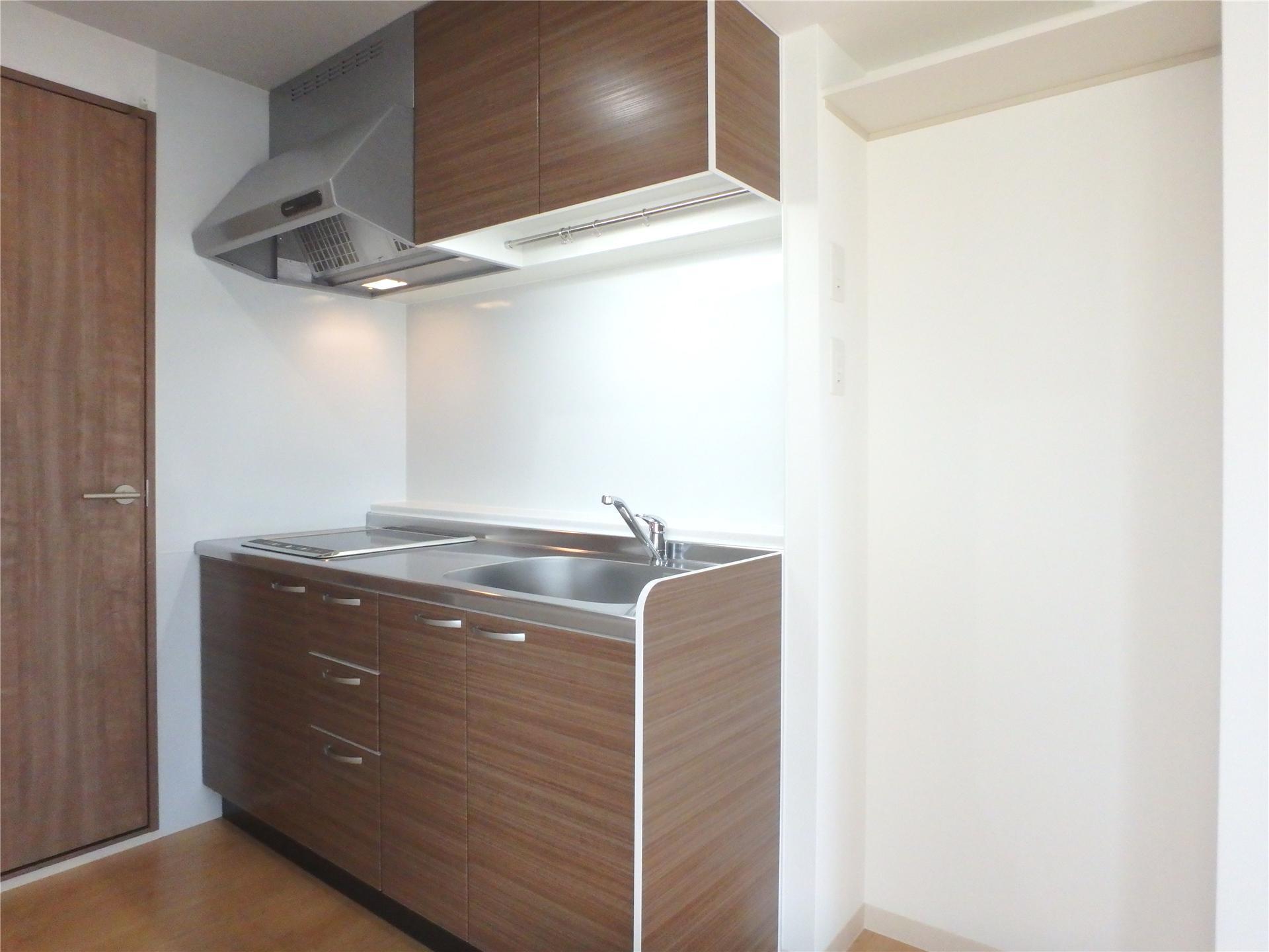 キッチン　２口ＩＨコンロ付きのシステムキッチンです