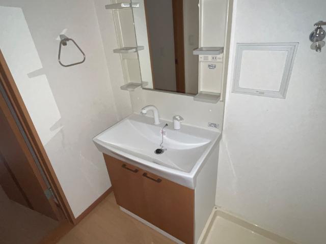 洗面設備　洗髪洗面化粧台