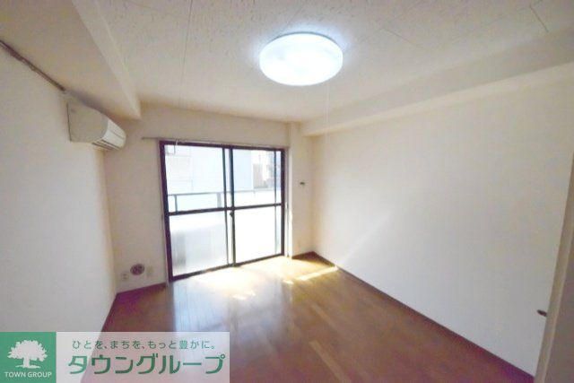 その他部屋・スペース　照明ついてます