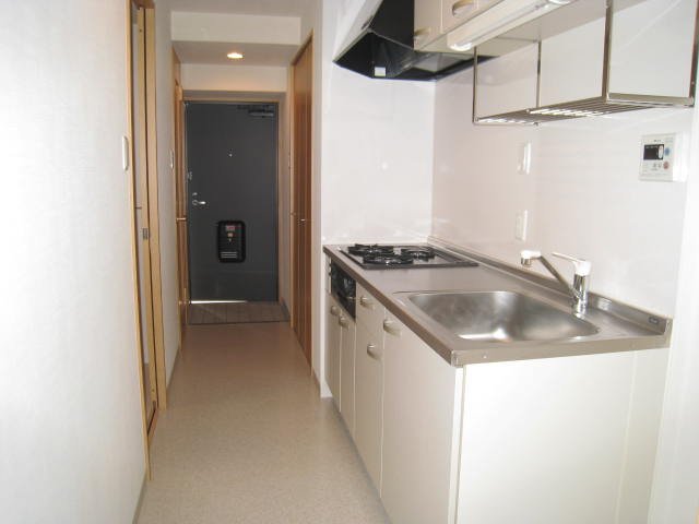 玄関　同物件別号室のものです。