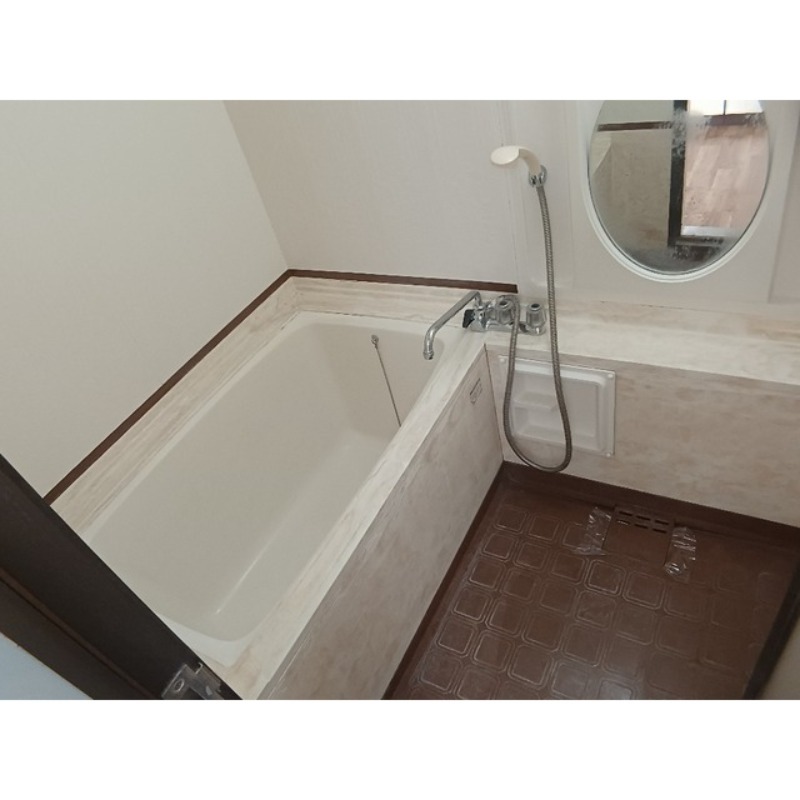 バス・シャワールーム　図面と現状に相違がある場合には現状を優先