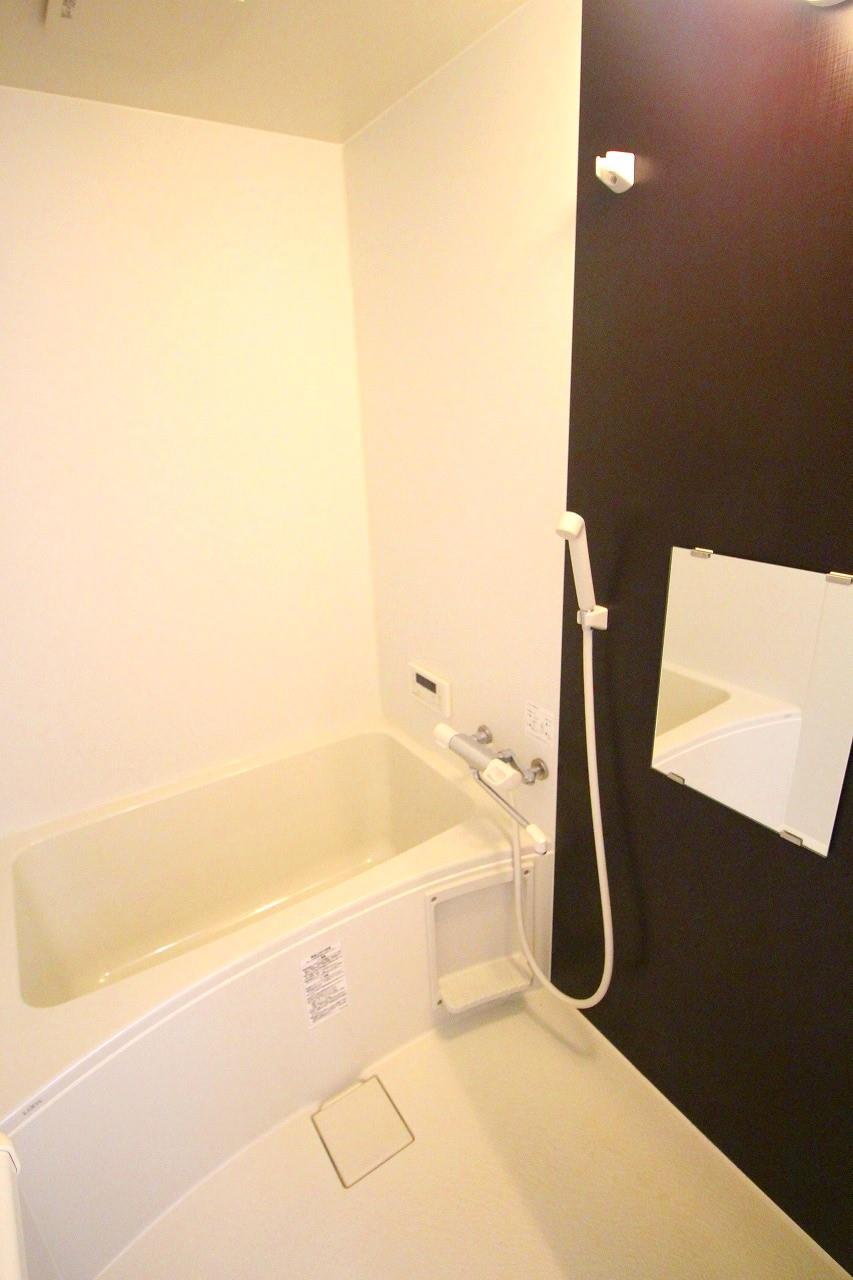 バス・シャワールーム　※写真他部屋参照