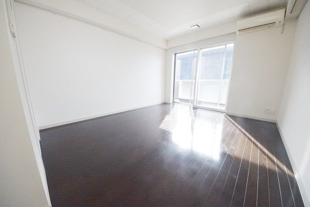 居室・リビング　★便利な独立洗面台付です★