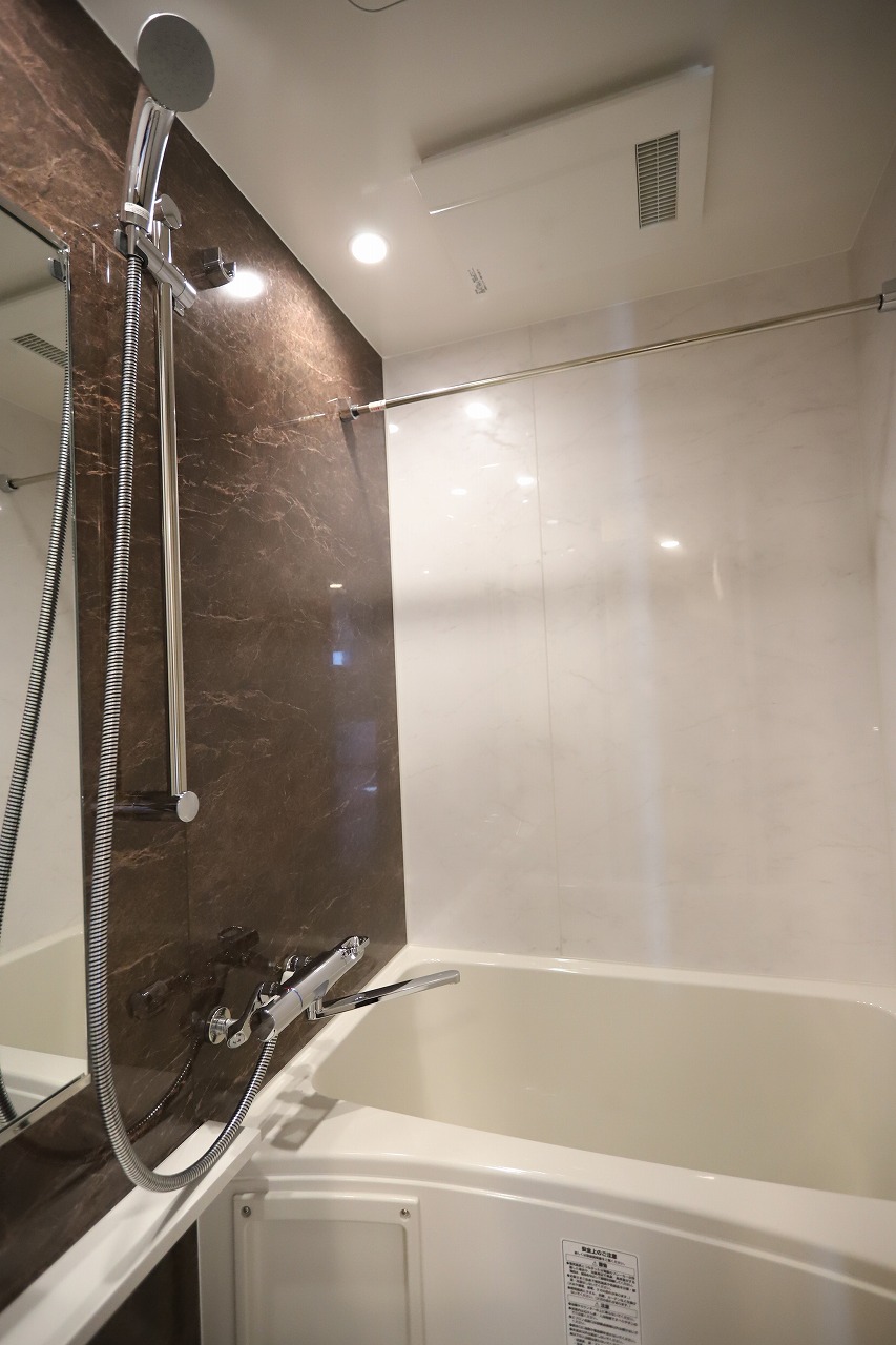 バス・シャワールーム　バス※別部屋参考写真