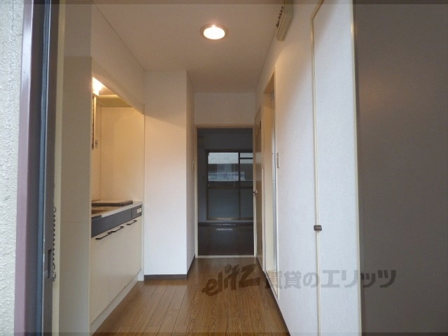 その他部屋・スペース　廊下